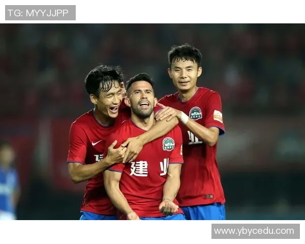 建业与富德激战28轮争夺积分榜关键战役的精彩瞬间与战术分析